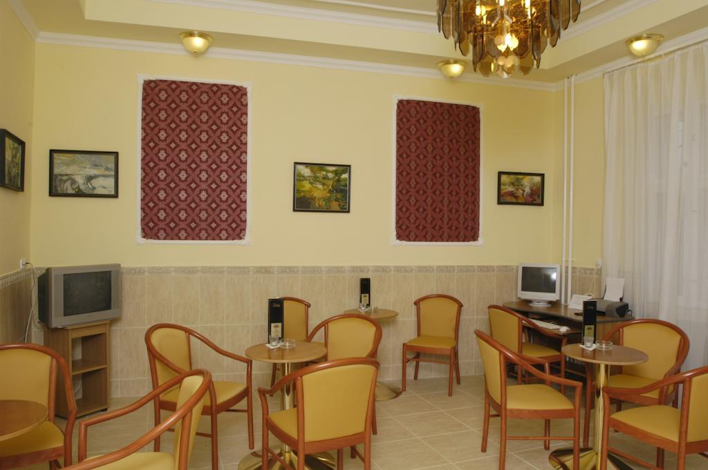 Korona Wellness, Rendezveny Es Borszalloda Hotel 4*